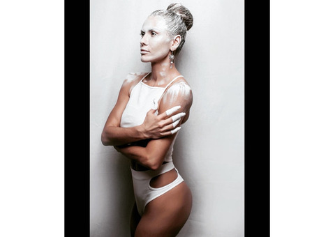 Самые красивые фит-модели фитоняшки модели спортивные девушки России Надежда Мыхлик-Вирон фотомодель